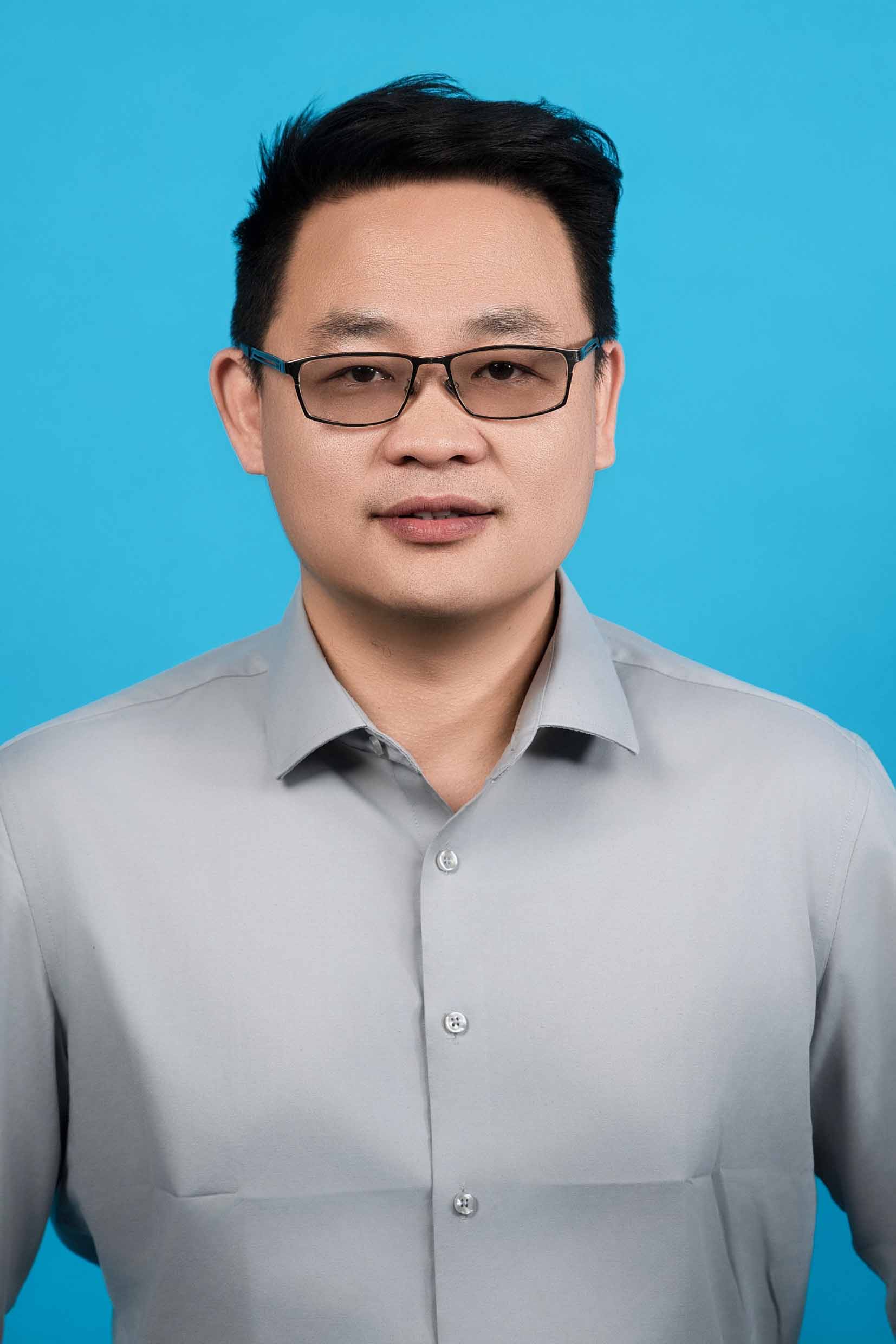 杨八源副校长