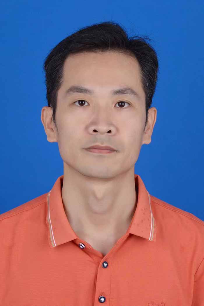 林斯喜副校长